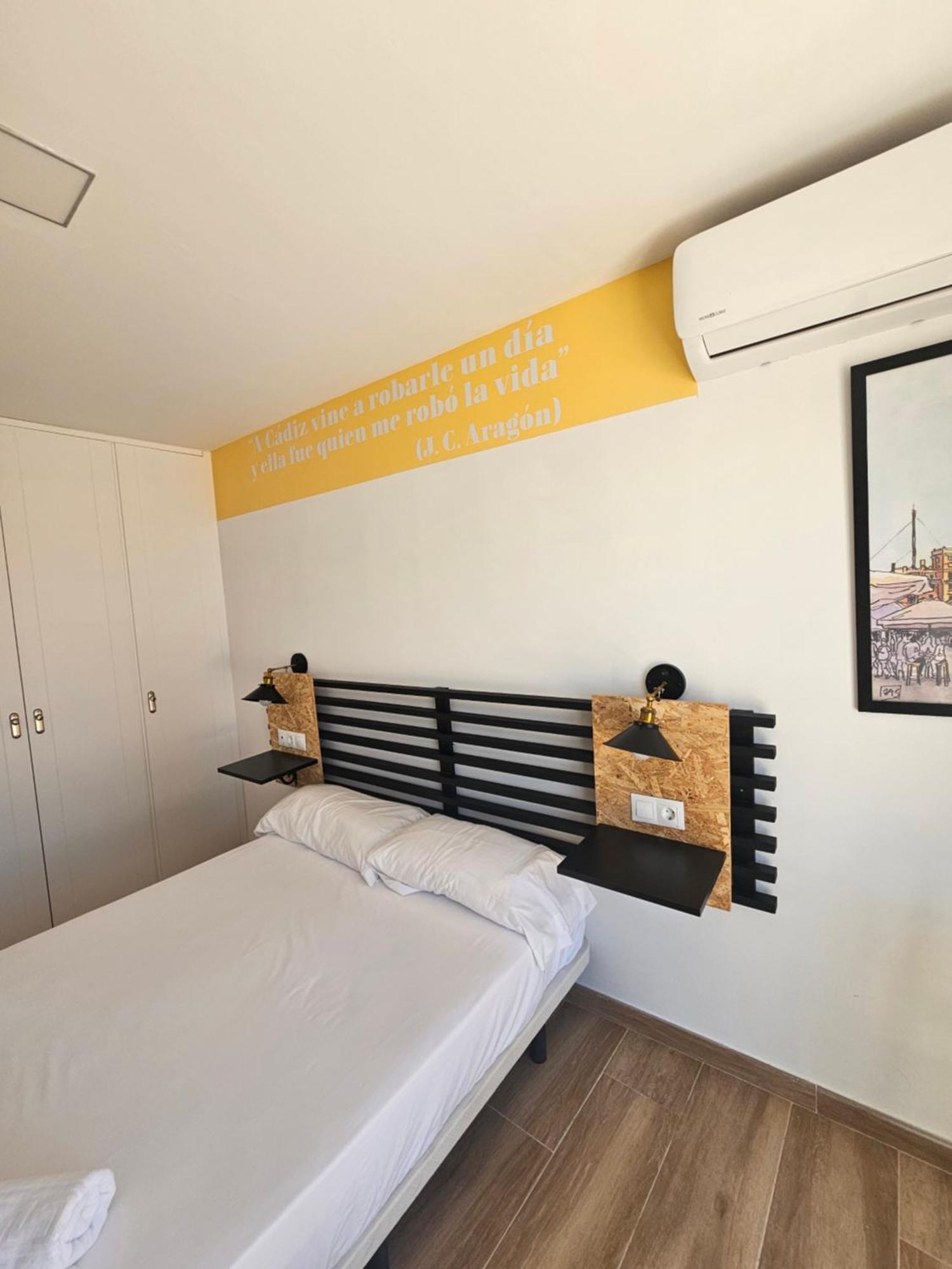 Apartamentos Plaza Santo Domingo Cadiz Luaran gambar