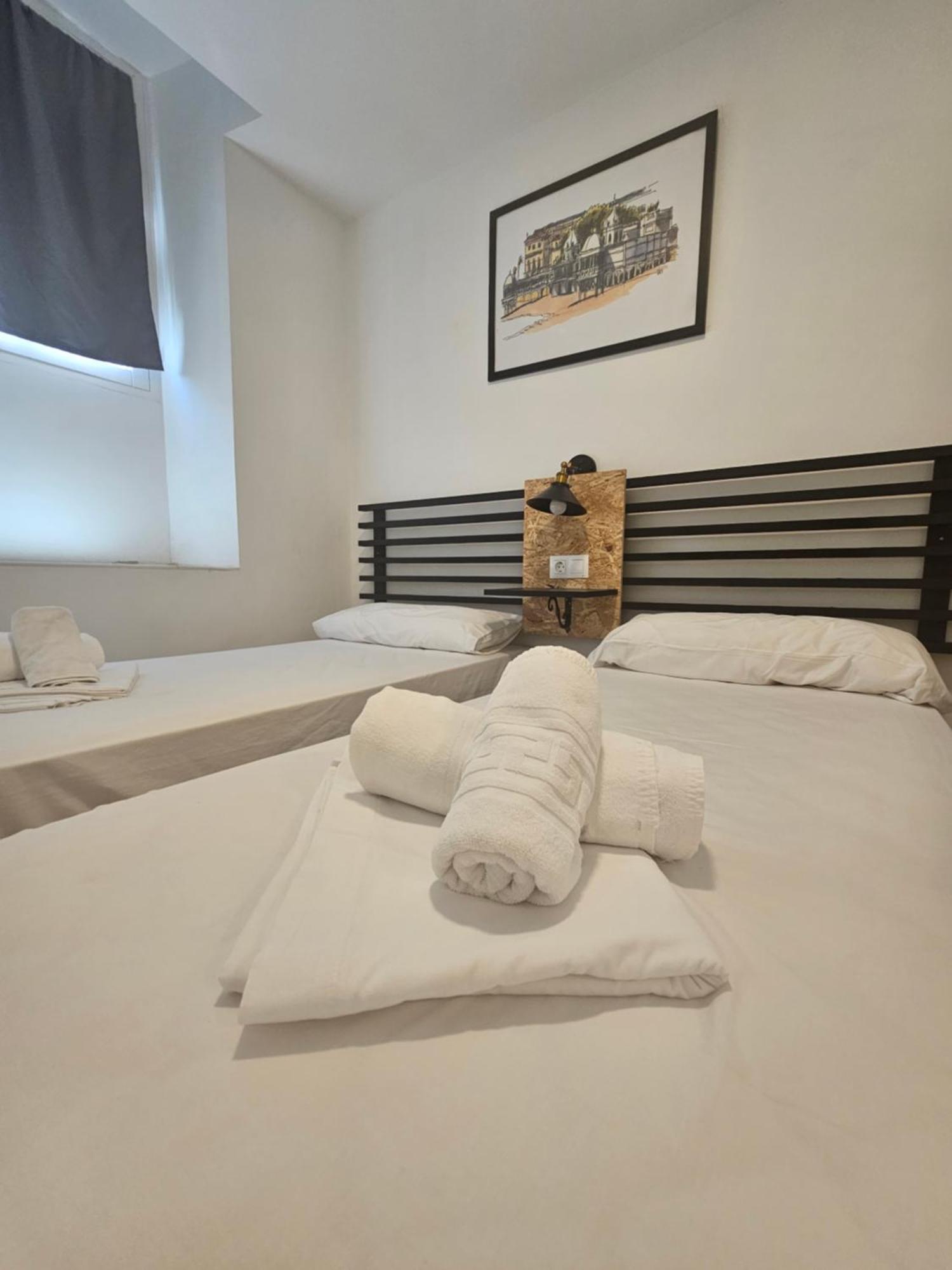 Apartamentos Plaza Santo Domingo Cadiz Luaran gambar