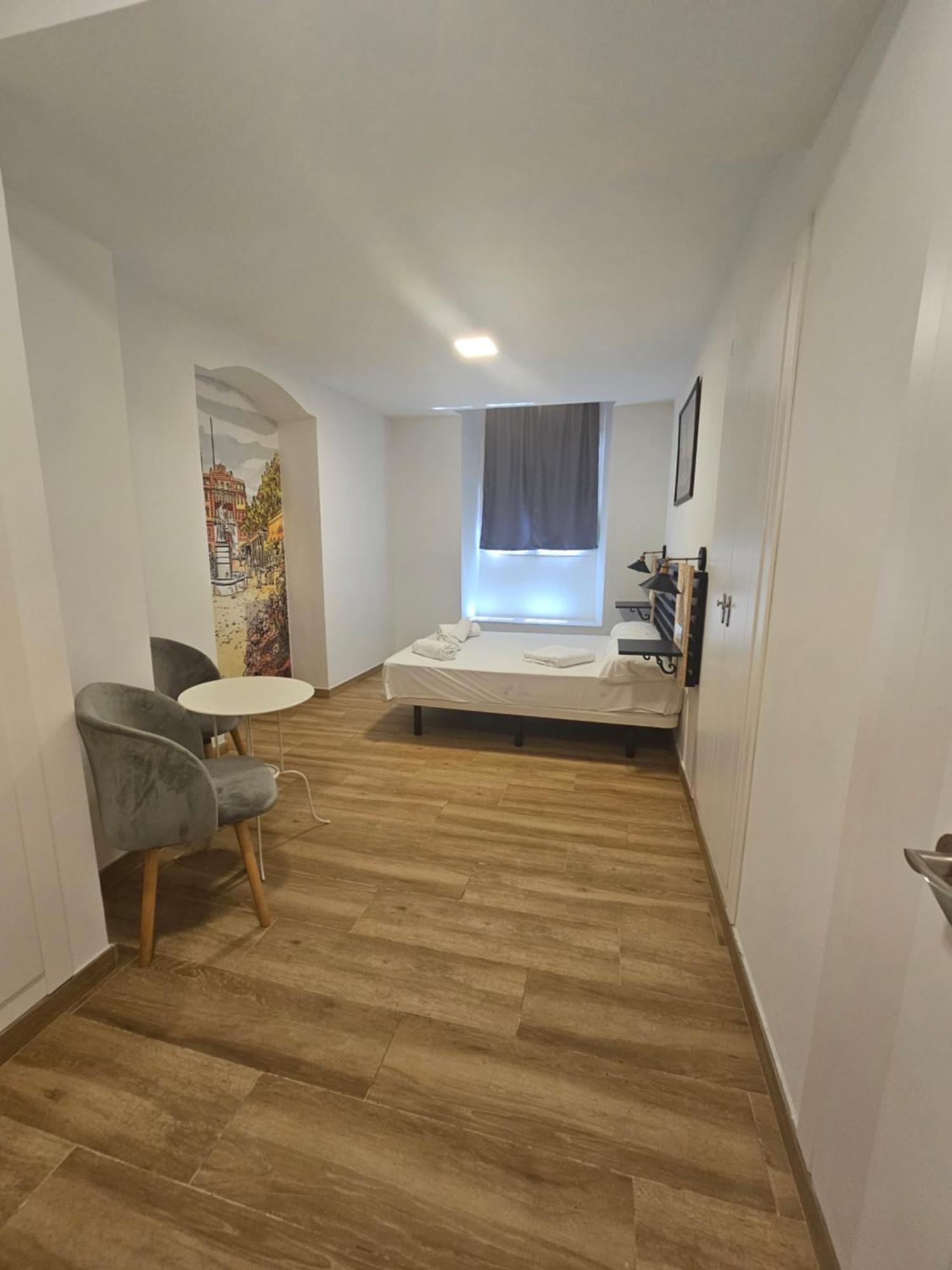 Apartamentos Plaza Santo Domingo Cadiz Luaran gambar